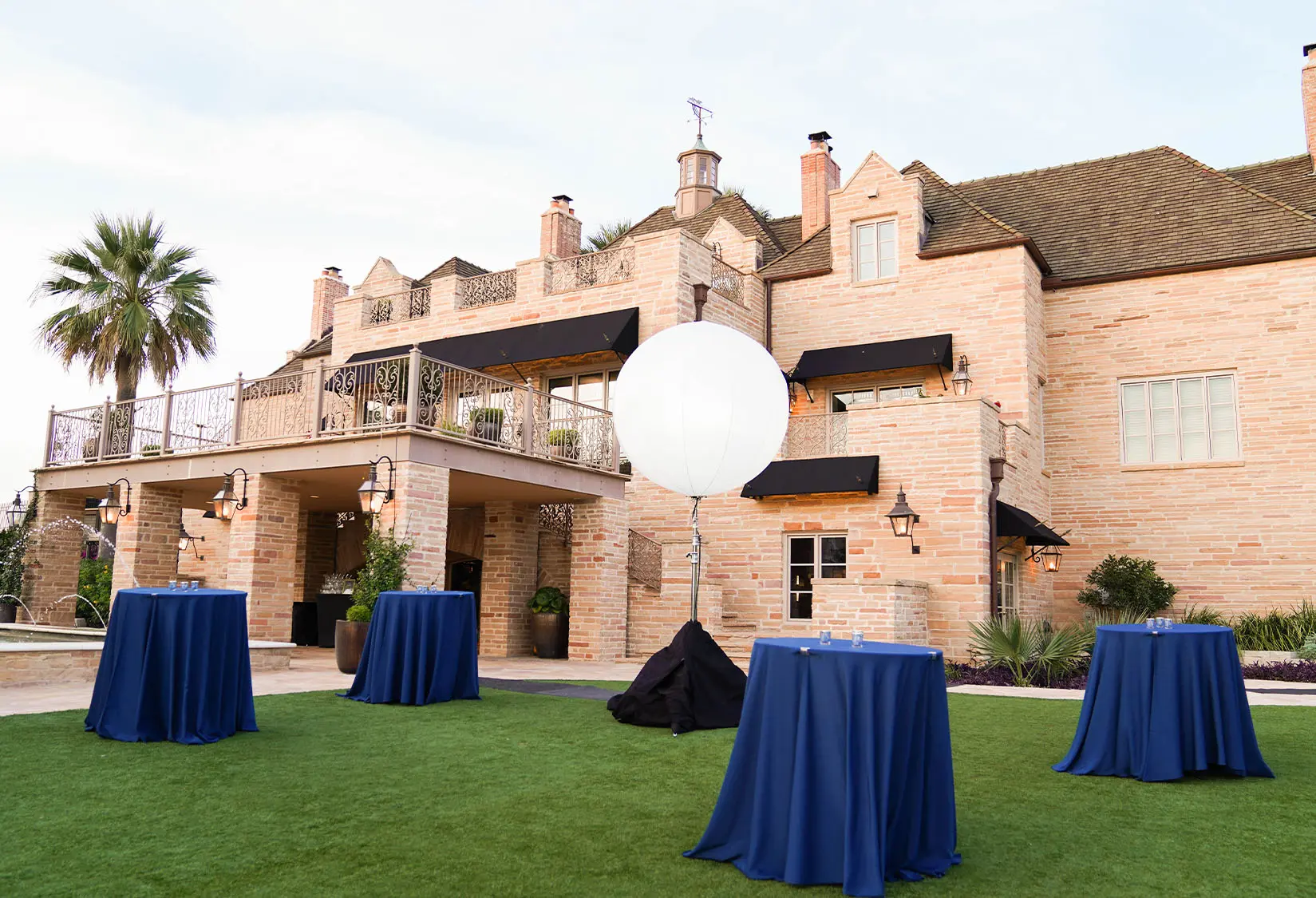 Decorated event on Lawn at Red Berry Estate